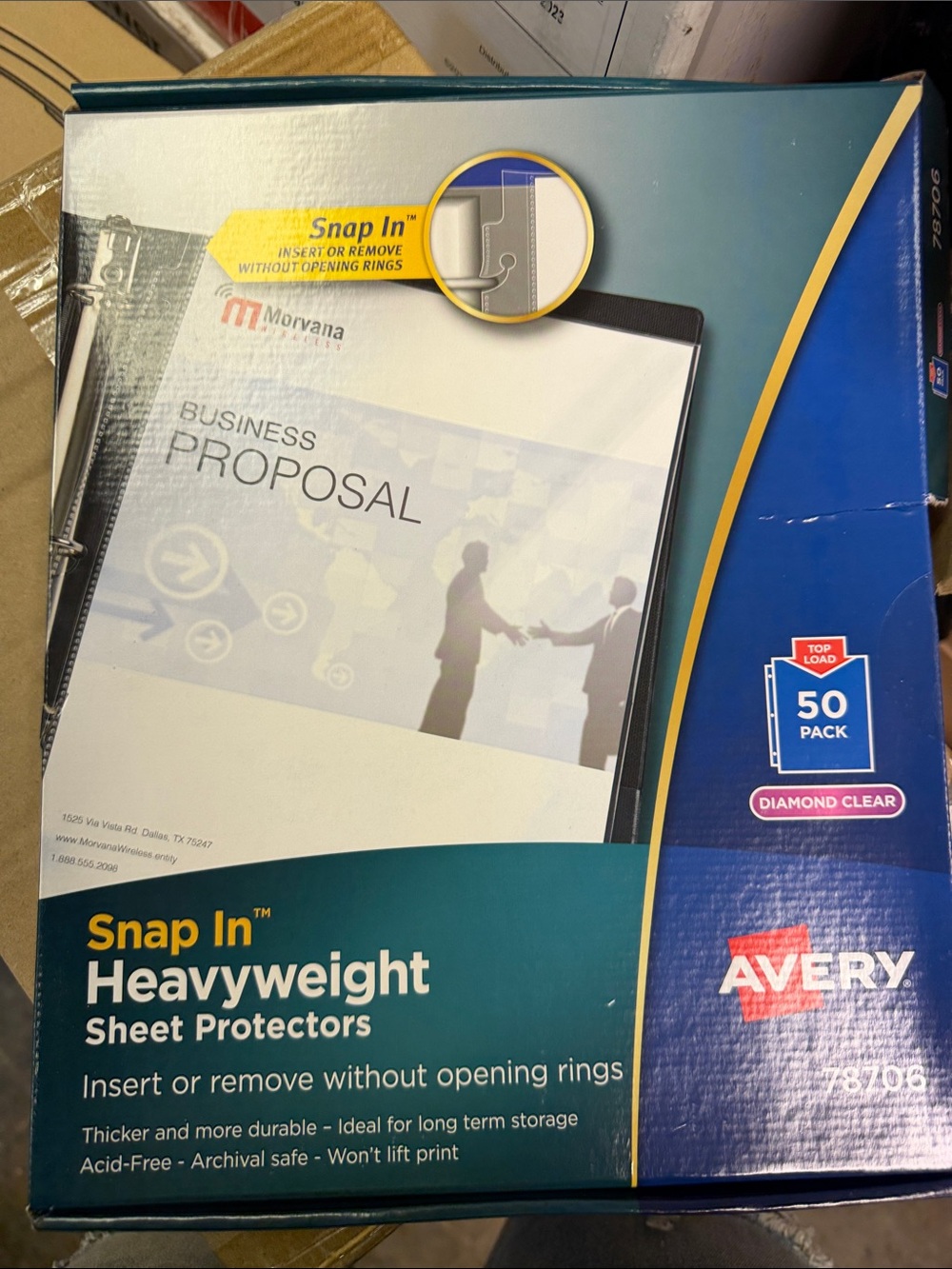 Avery Snap In Heavyweight Sheet Protectors - Clear with Blue & Teal Packaging